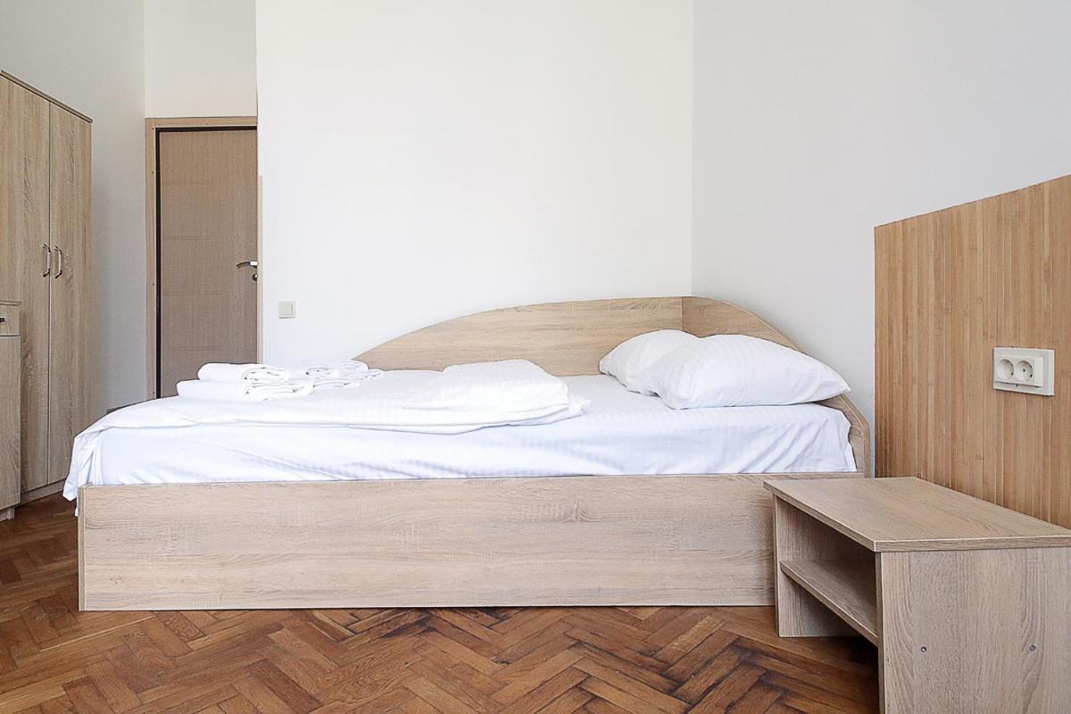 Buk Apartments On Doroshenka 29 Lviv Luaran gambar