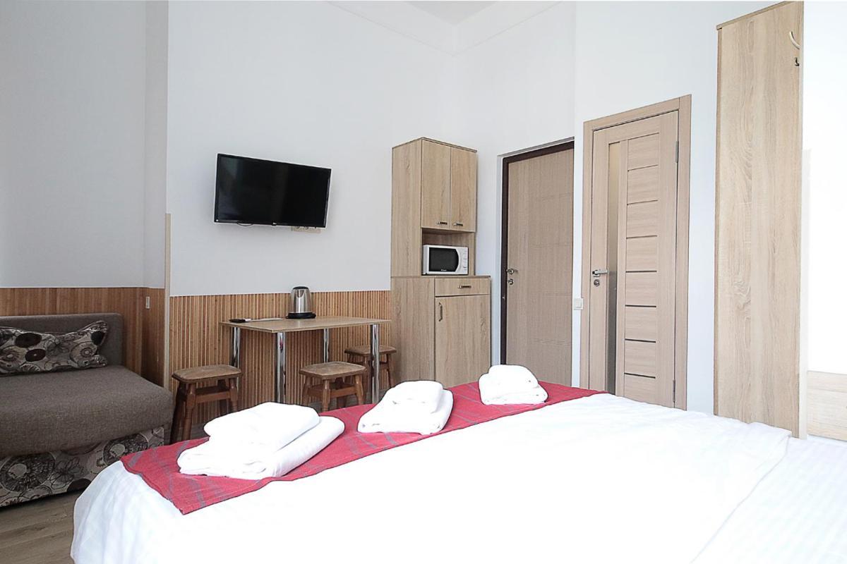 Buk Apartments On Doroshenka 29 Lviv Luaran gambar