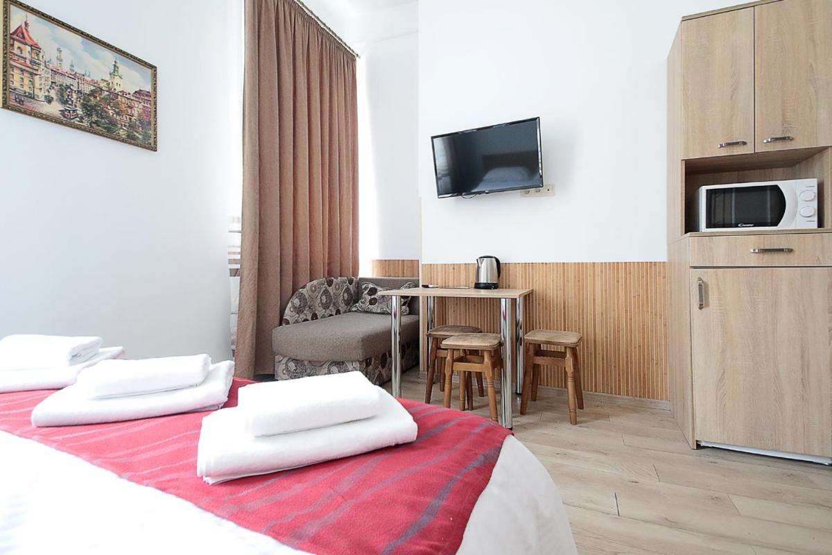 Buk Apartments On Doroshenka 29 Lviv Luaran gambar