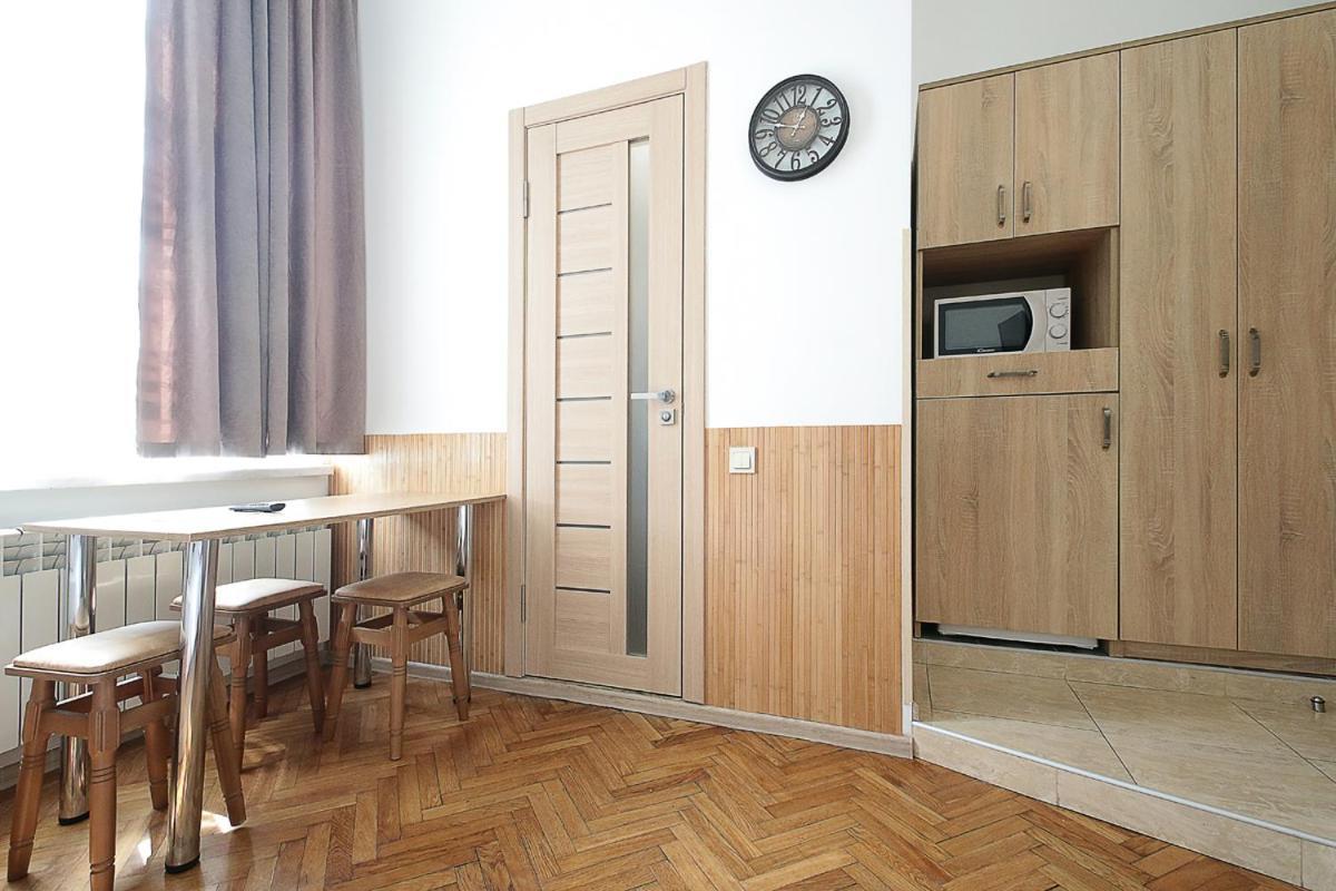 Buk Apartments On Doroshenka 29 Lviv Luaran gambar