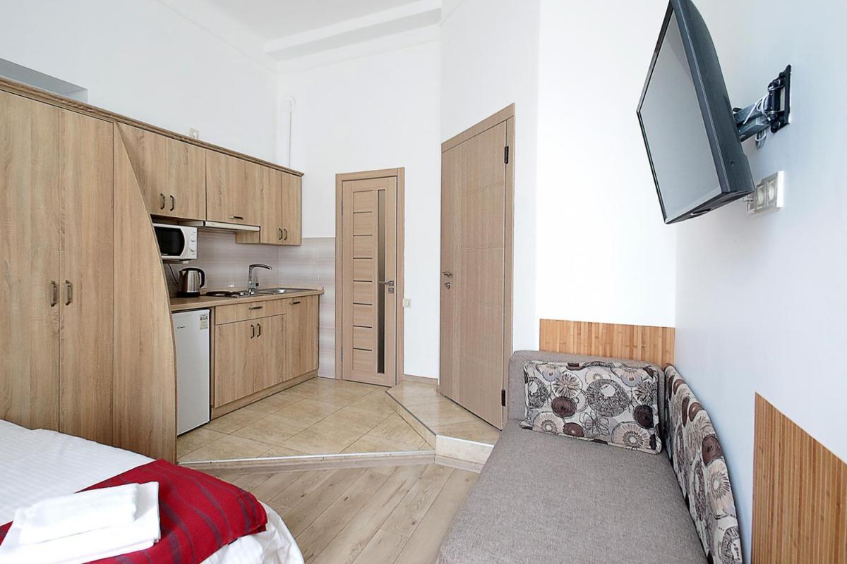 Buk Apartments On Doroshenka 29 Lviv Luaran gambar