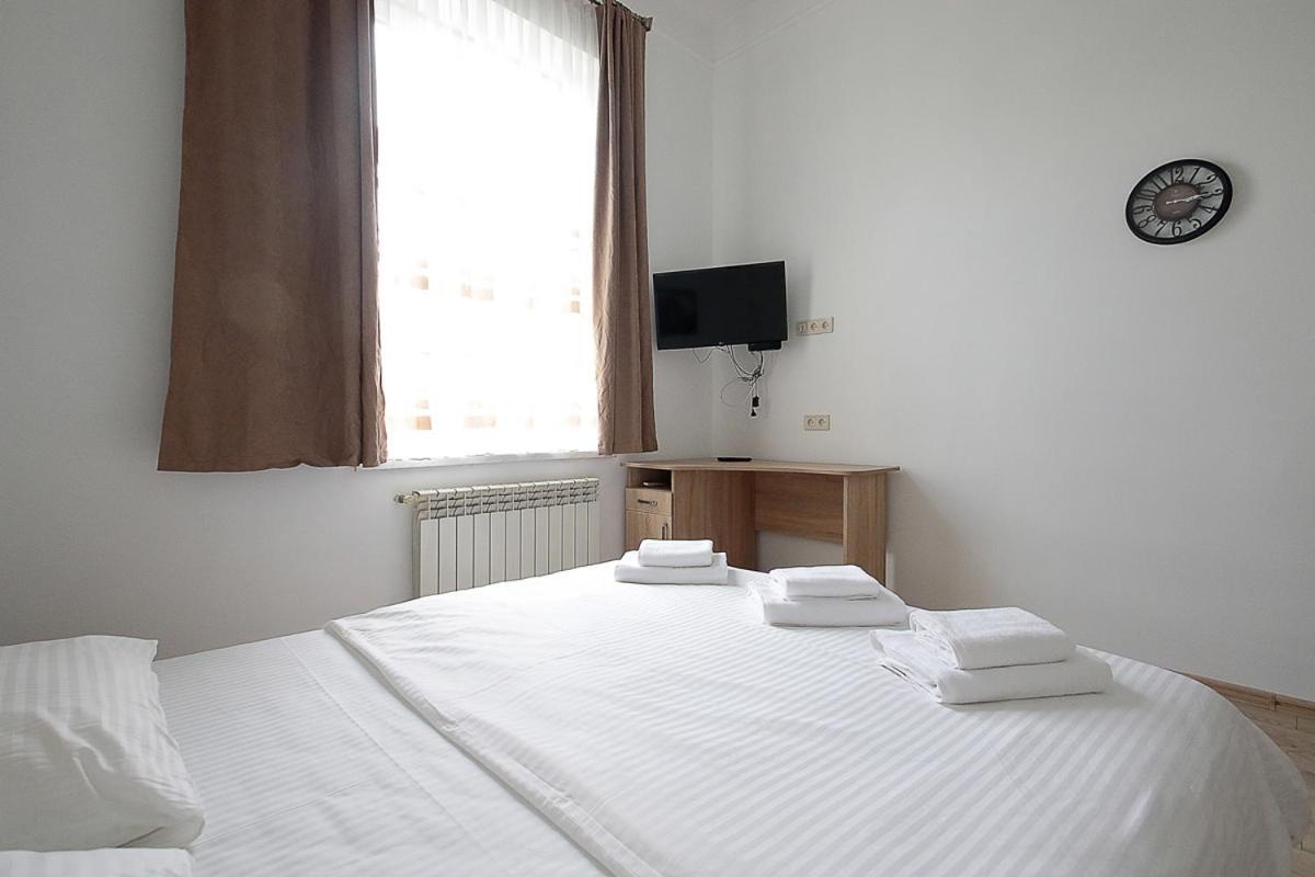 Buk Apartments On Doroshenka 29 Lviv Luaran gambar