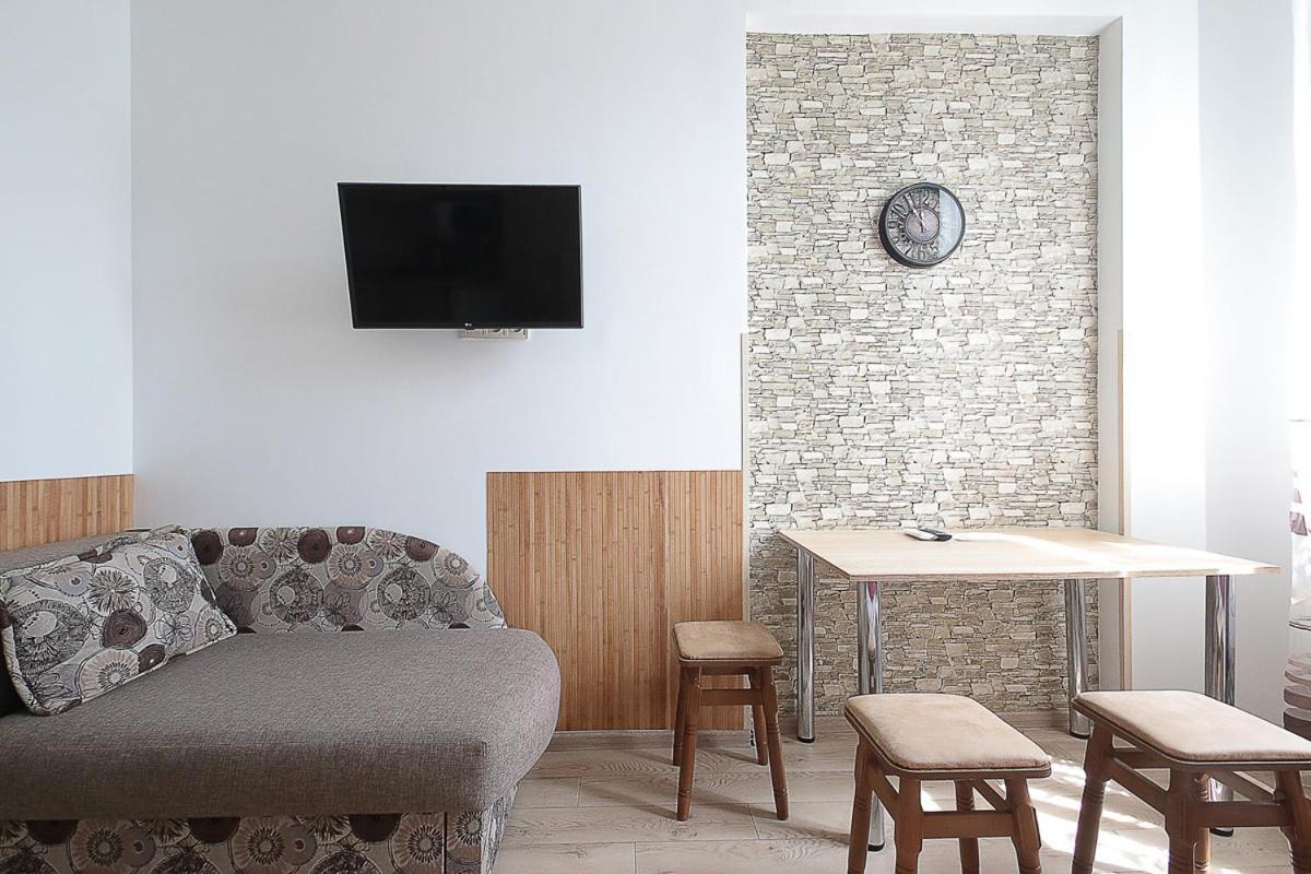 Buk Apartments On Doroshenka 29 Lviv Luaran gambar